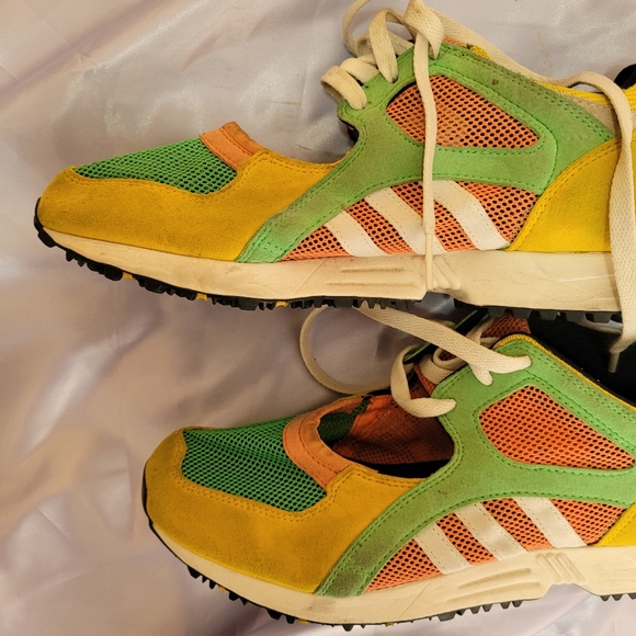 Sneackers - Picture 3 of 6